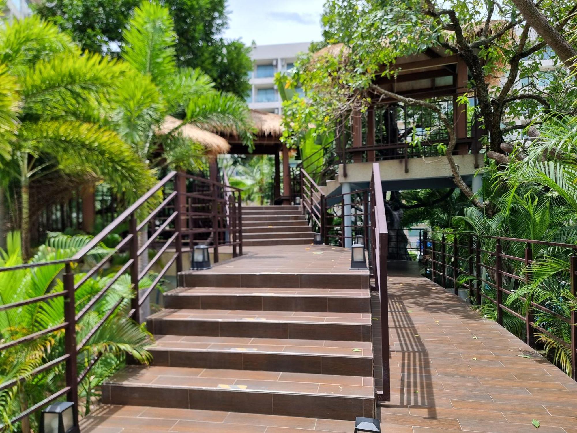 Laguna Beach Condo Resort 3 Maldives Pattaya Pool View ลากูน่า บีช คอนโด รีสอร์ต 3 พัทยา Jomtien Beach Exteriör bild